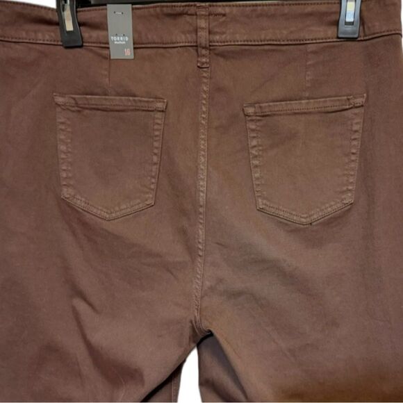 Torrid Brown Puce Crop Wide Leg Stretch Twill High Rise Patch Pocket Pant NWT - Picture 7 of 10